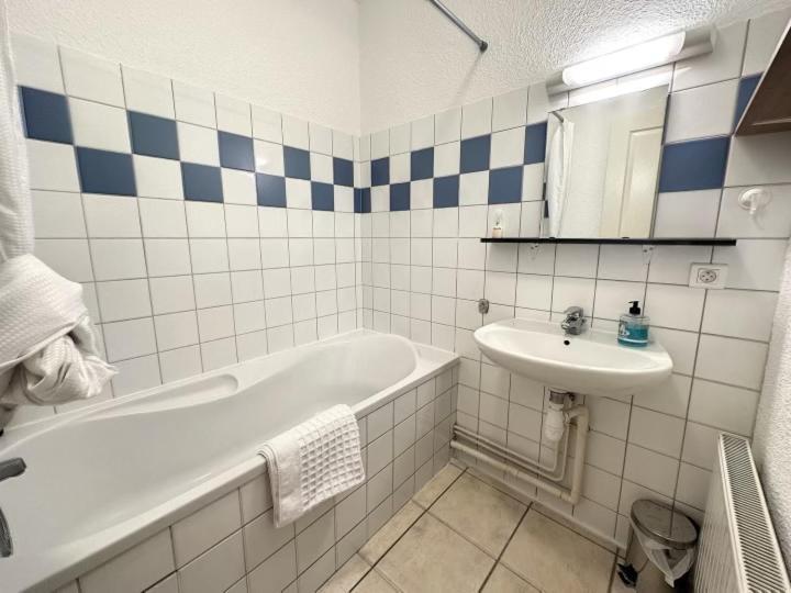 Residence Bury Tulle Zewnętrze zdjęcie